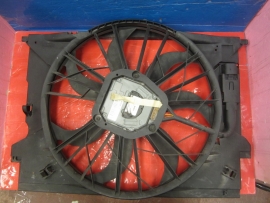 Mercedes Benz - cooling radiator fan - 4 WIRE CONACTION